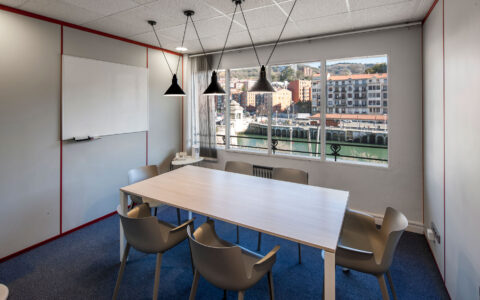 Alquiler Sala de reuniones mediana